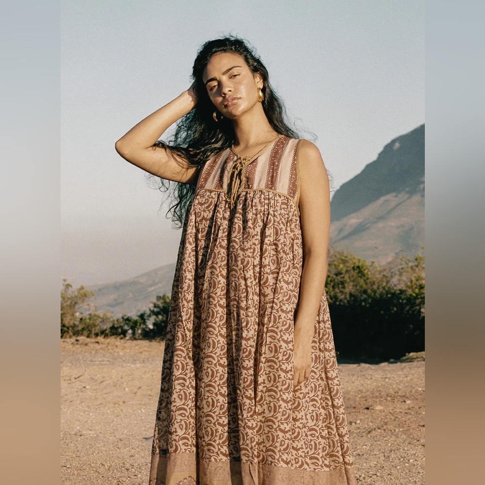 Daughters of India Walnut Aahna Dress medium NWT